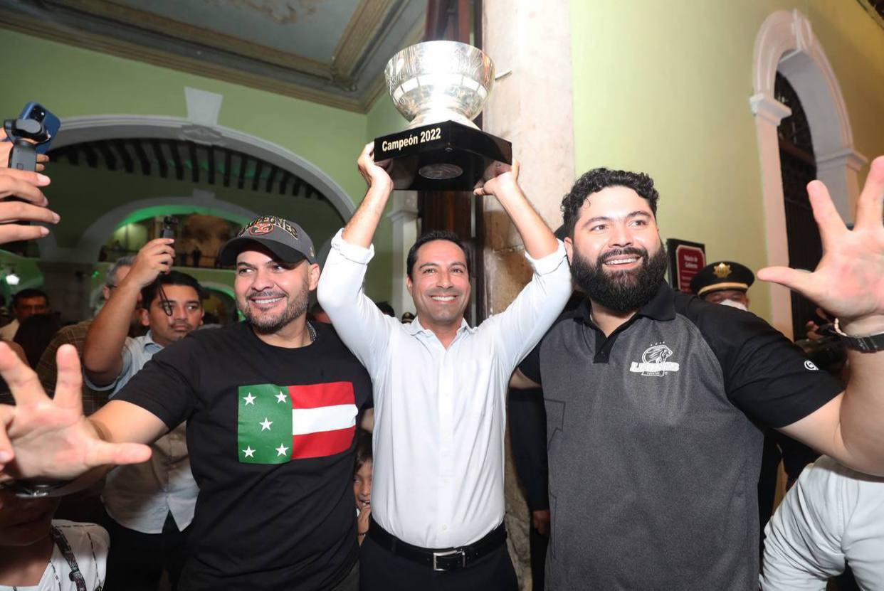 El gobernador Mauricio Vila Dosal recibió la visita de los campeones Leones  de Yucatán - Grupo ARHE